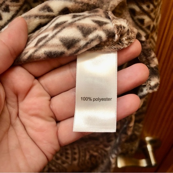 New With Tags Maurices Quarter Zip Jacket in Brown Southwestern Pattern, Large - Picture 4 of 7